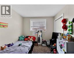 228 HOLBORN Drive - 15