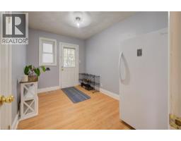 425 ST PATRICK Street - 11