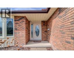 95 BRIERDALE Drive - 4