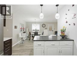 19B DUNDAS Street W - 8