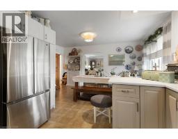 167 ADAMS Avenue - 12