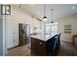 300 SNYDER S Road E UnitNo. 12 - 10