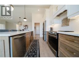 300 SNYDER S Road E UnitNo. 12 - 12