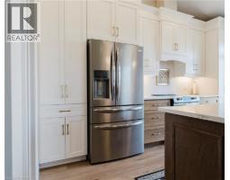 300 SNYDER S Road E UnitNo. 12 - 15