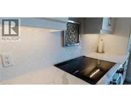 300 SNYDER S Road E UnitNo. 12 - 16