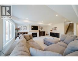 300 SNYDER S Road E UnitNo. 12 - 32