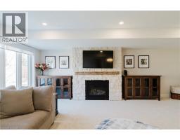 300 SNYDER S Road E UnitNo. 12 - 33