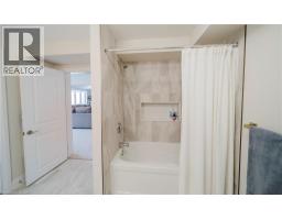 300 SNYDER S Road E UnitNo. 12 - 40