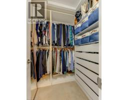 259 ZELLER Drive - 35