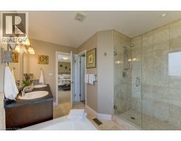 259 ZELLER Drive - 37