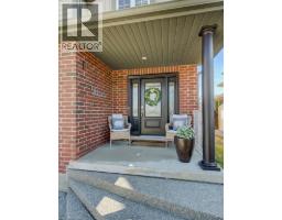 259 ZELLER Drive - 4