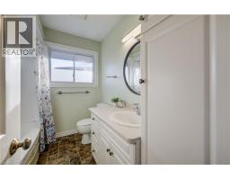 22 DUNCAIRN Avenue - 22