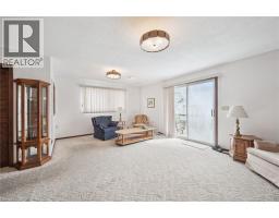 476-478 CAMPBELL Street W - 10