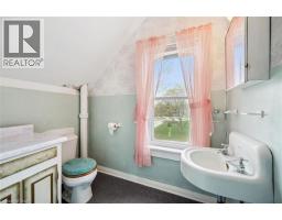 476-478 CAMPBELL Street W - 20