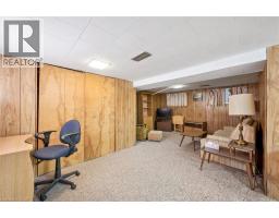 476-478 CAMPBELL Street W - 21
