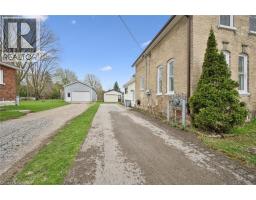 476-478 CAMPBELL Street W - 32