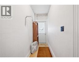 476-478 CAMPBELL Street W - 8