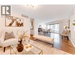 250 GLENRIDGE Drive UnitNo. 102 - 17