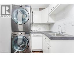 250 GLENRIDGE Drive UnitNo. 102 - 8