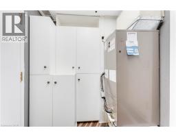 250 GLENRIDGE Drive UnitNo. 102 - 9