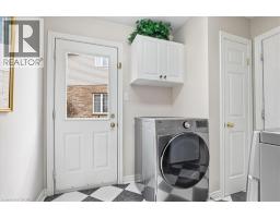 54 WOODCREST Court - 10