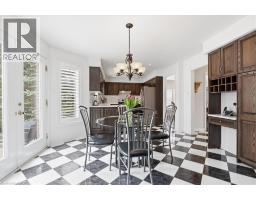 54 WOODCREST Court - 18