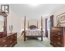 54 WOODCREST Court - 23