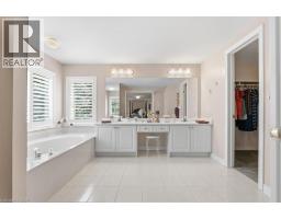 54 WOODCREST Court - 25