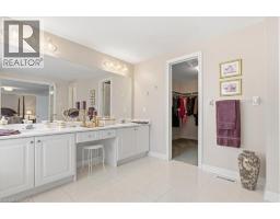 54 WOODCREST Court - 27