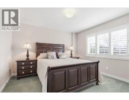 54 WOODCREST Court - 30