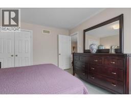 54 WOODCREST Court - 35