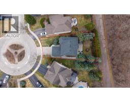 54 WOODCREST Court - 48