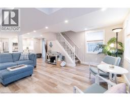 11 DIETRICH Crescent - 20