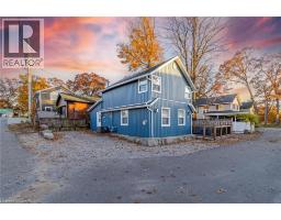 11 DIETRICH Crescent - 3