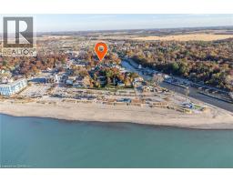 11 DIETRICH Crescent - 5