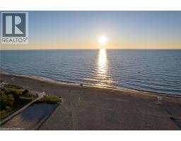 11 DIETRICH Crescent - 7