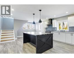 2163 POWERLINE Road W - 22