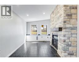 2163 POWERLINE Road W - 32