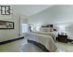 48 DUPONT Street - 19