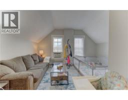 48 DUPONT Street - 41