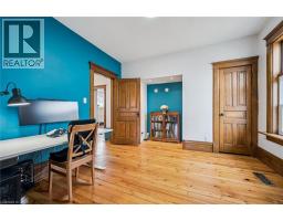 16 HAMPTON Street - 11