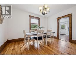 16 HAMPTON Street - 12