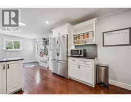 16 HAMPTON Street - 18