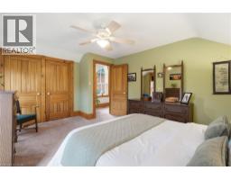 24 QUEENSWAY Drive - 36