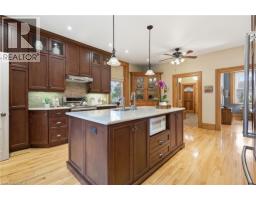 24 QUEENSWAY Drive - 7