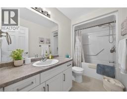 27 BONNIE Drive - 30