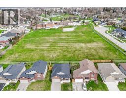 27 BONNIE Drive - 47