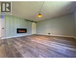 367 NORFOLK Street N - 26