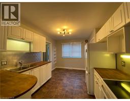 367 NORFOLK Street N - 3