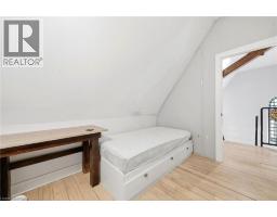 20 MILL Street E - 21